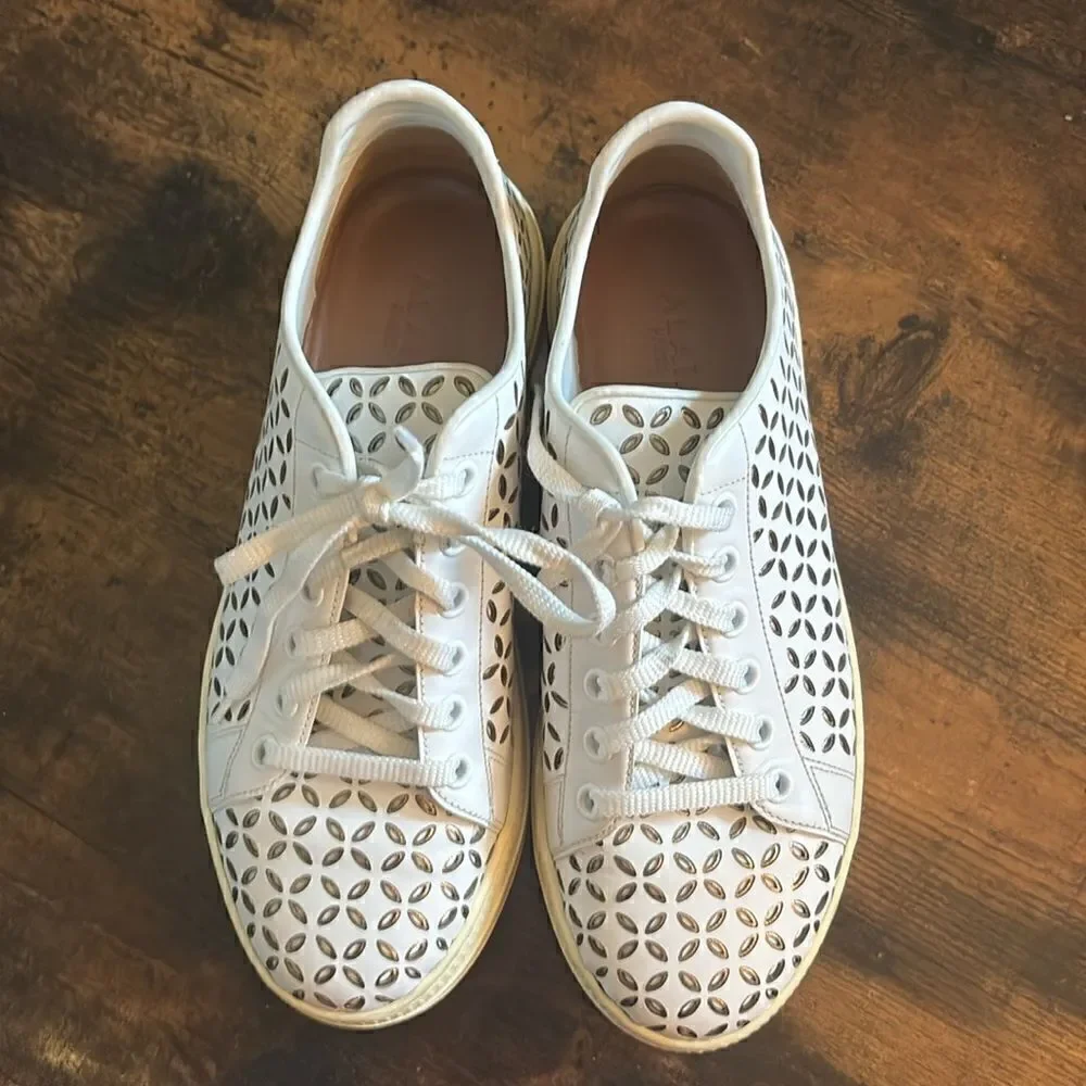 ALAÏA
White laser-cut leather sneaker size 35 / excellent - Picture 6 of 13